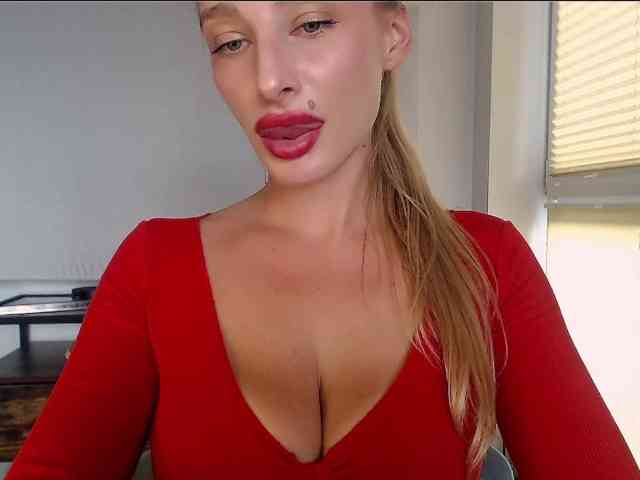 MarilynShow webcam