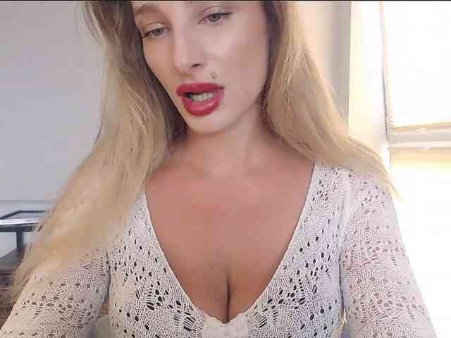 MarilynShow webcam