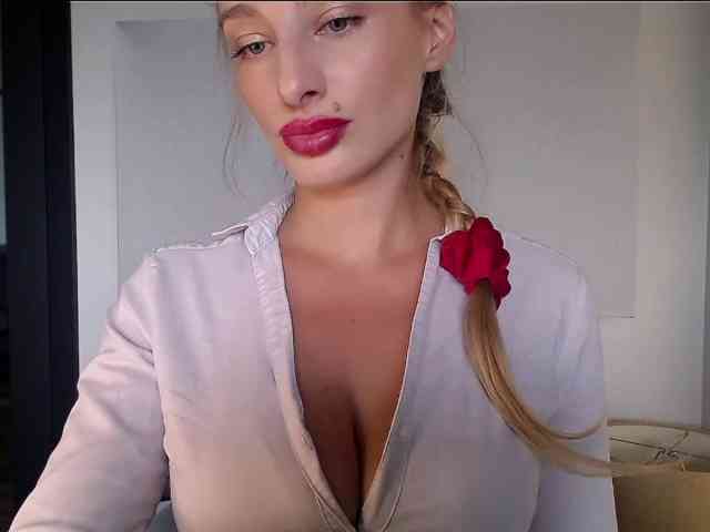 MarilynShow webcam