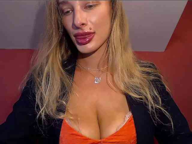 MarilynShow webcam