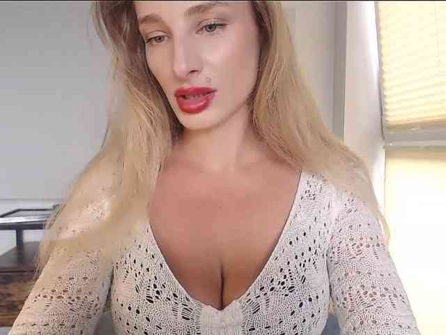 MarilynShow webcam