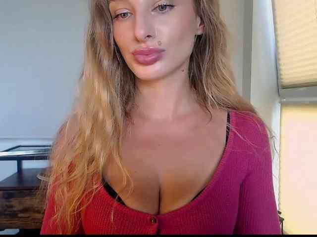 MarilynShow webcam