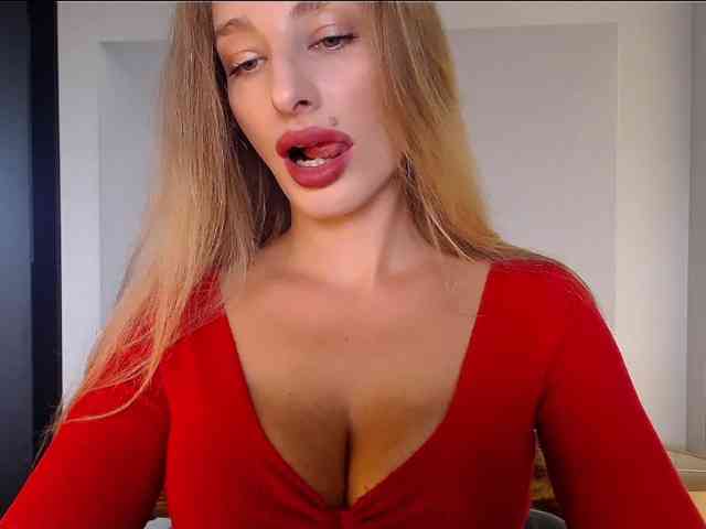 MarilynShow webcam