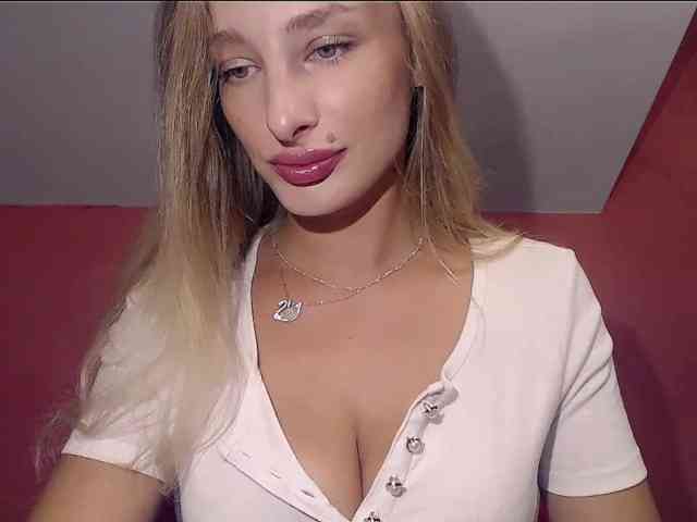 MarilynShow webcam