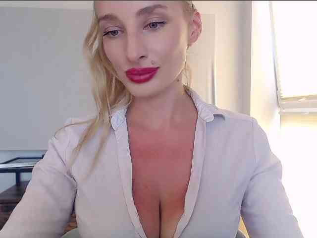 MarilynShow webcam