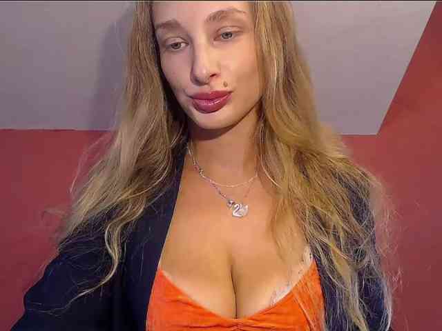MarilynShow webcam