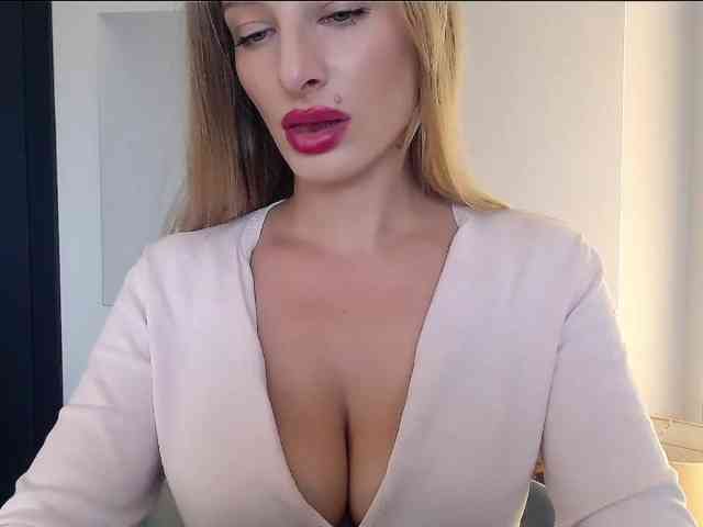 MarilynShow webcam