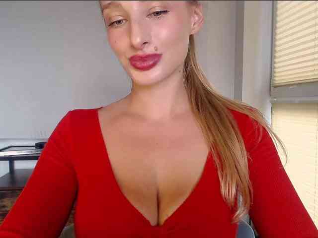 MarilynShow webcam