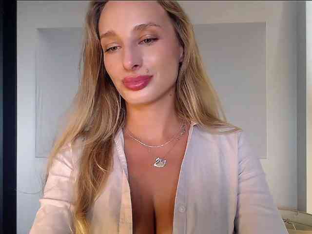 MarilynShow webcam