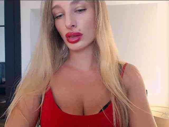 MarilynShow webcam