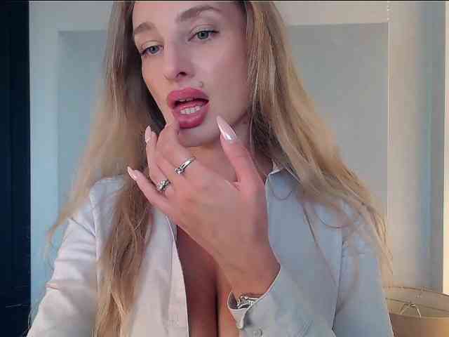MarilynShow webcam