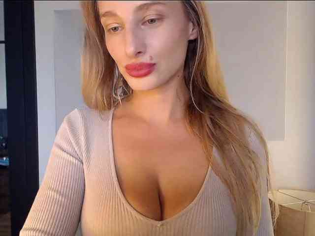 MarilynShow webcam