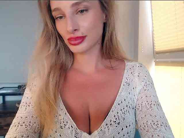 MarilynShow webcam