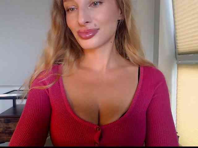 MarilynShow webcam