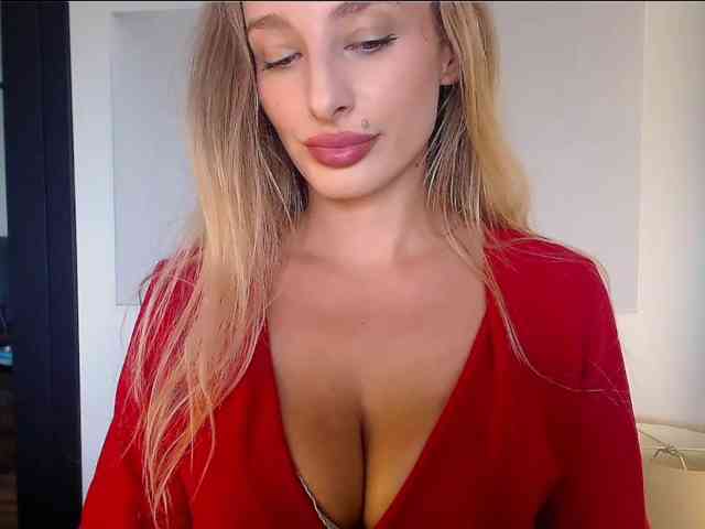 MarilynShow webcam