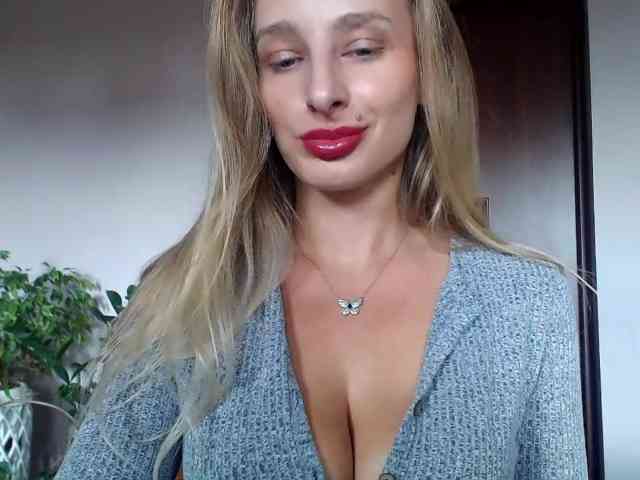 MarilynShow webcam