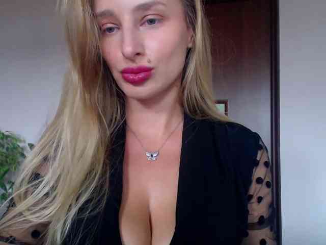 MarilynShow webcam