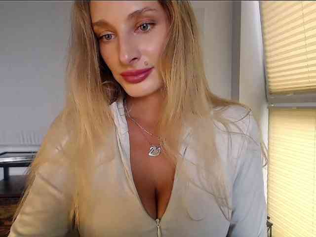 MarilynShow webcam