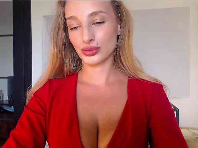 MarilynShow webcam