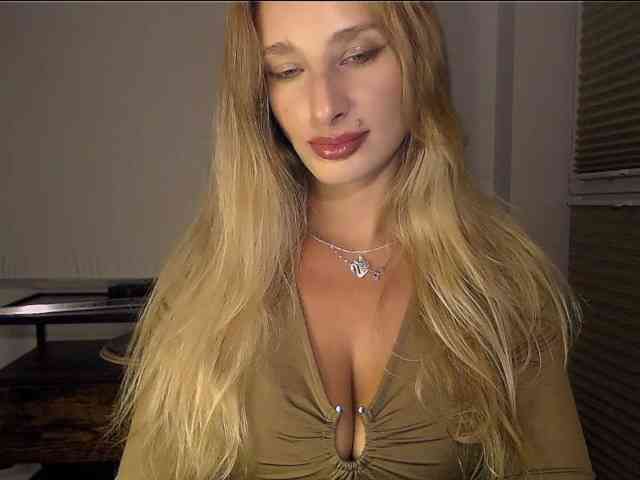 MarilynShow webcam