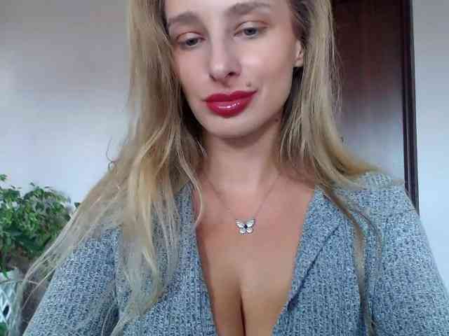 MarilynShow webcam