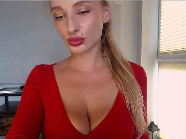 MarilynShow webcam