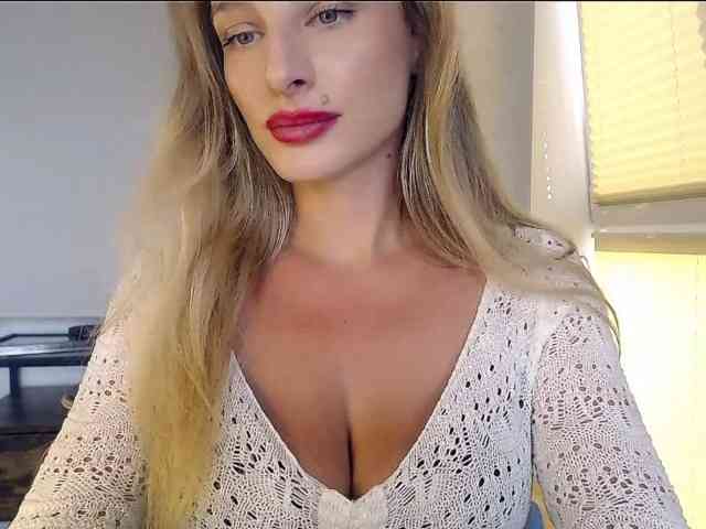 MarilynShow webcam