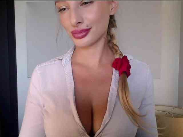 MarilynShow webcam