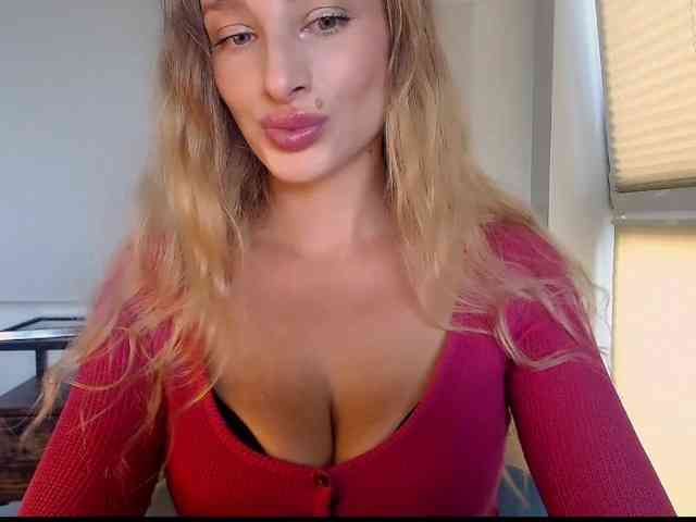 MarilynShow webcam