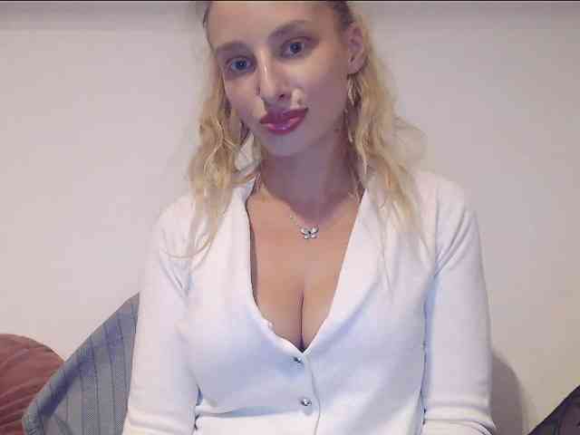 MarilynShow webcam