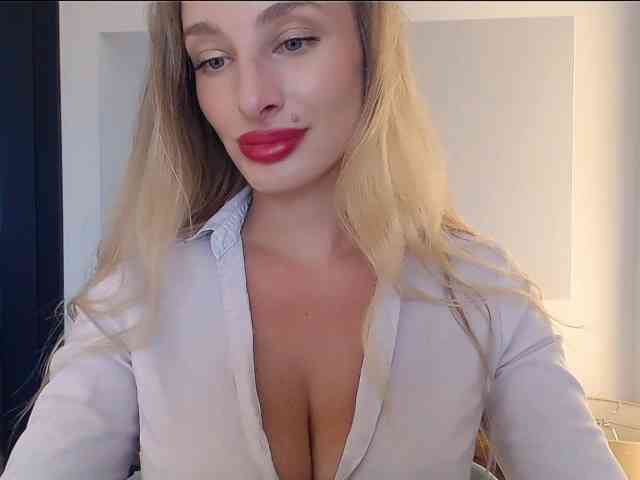MarilynShow webcam