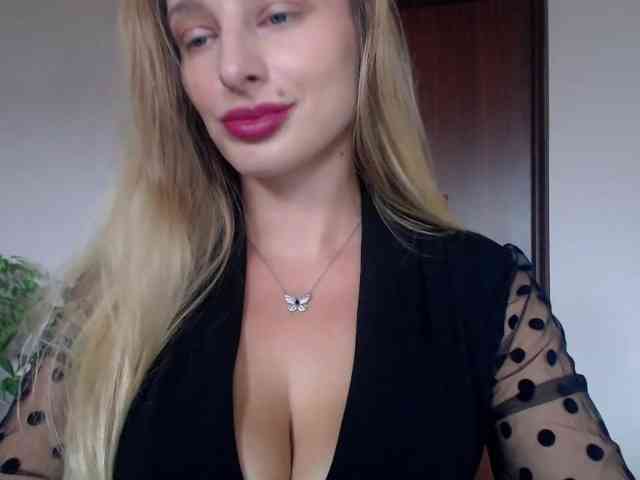 MarilynShow webcam