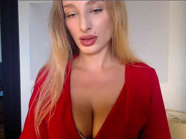 MarilynShow webcam
