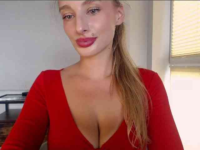 MarilynShow webcam