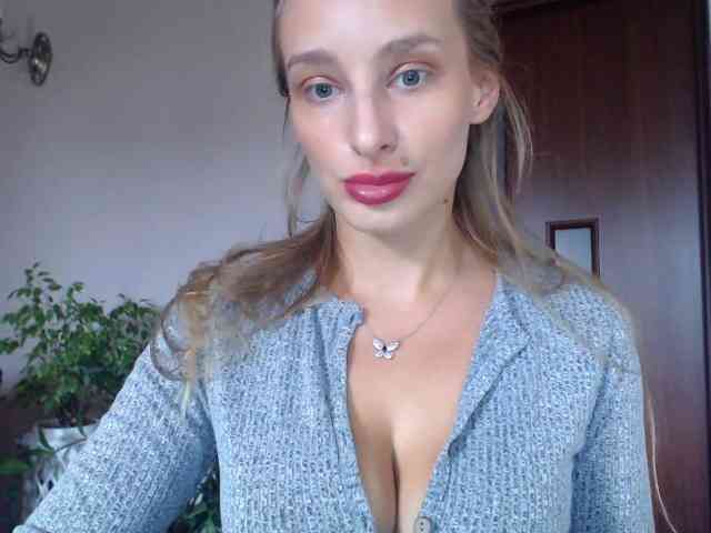 MarilynShow webcam