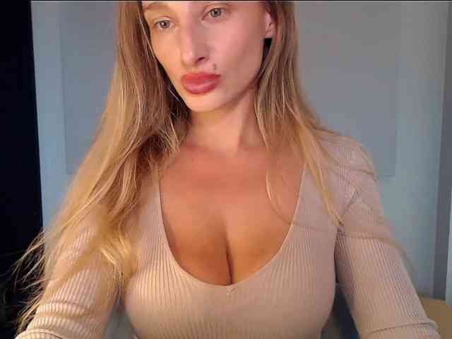 MarilynShow webcam