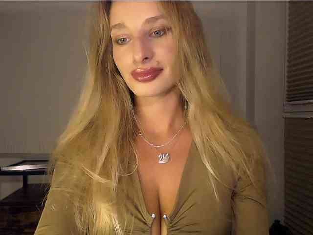 MarilynShow webcam
