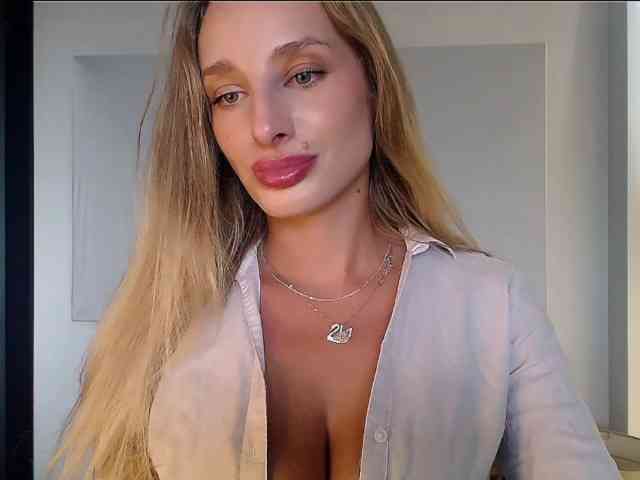 MarilynShow webcam