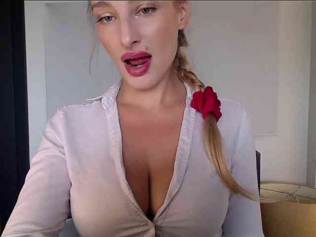 MarilynShow webcam