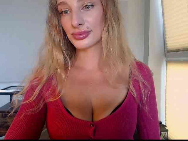 MarilynShow webcam