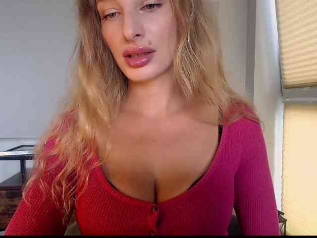 MarilynShow webcam