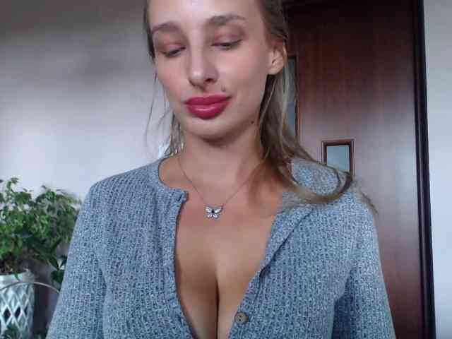 MarilynShow webcam