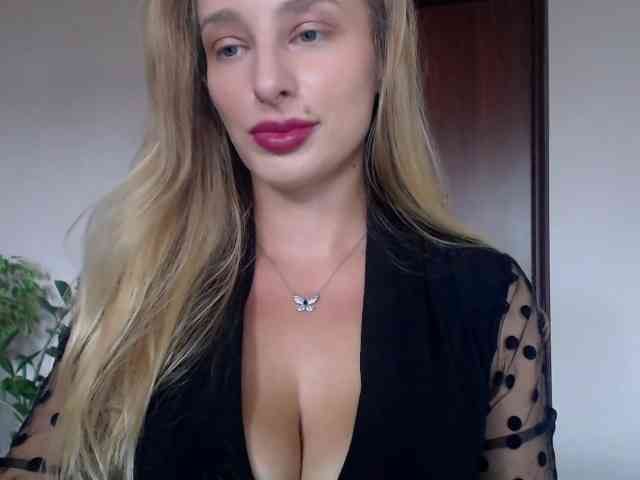 MarilynShow webcam
