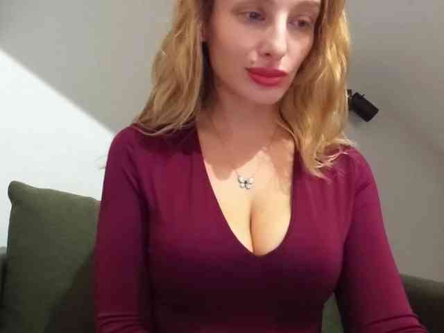 MarilynShow Live Webcam on BongaCams