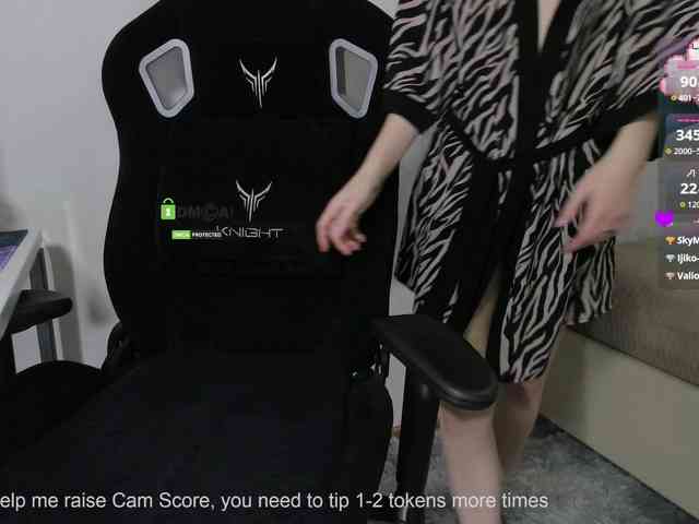 Sky-QueenI Live Webcam on BongaCams