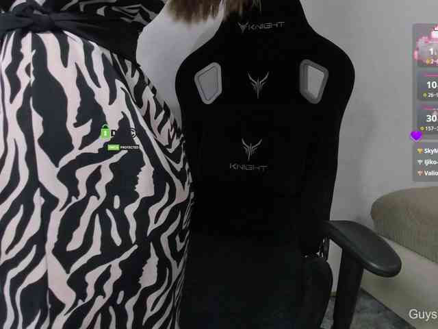 Sky-QueenI Live Webcam on BongaCams