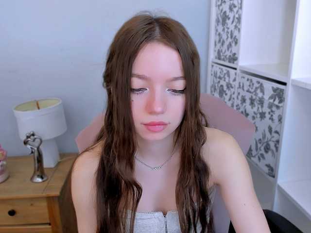 GraceShow's BongaCams show and profile