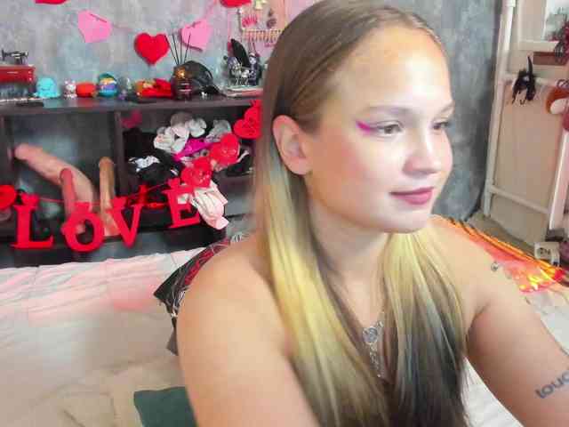 provocatemur webcam