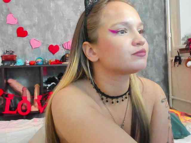 provocatemur webcam