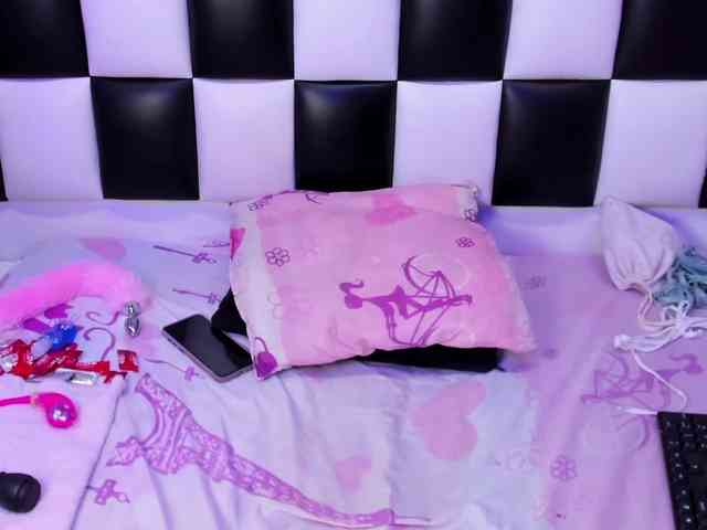 ariana-naugthy ariana-naugthy